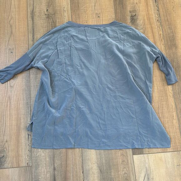 NWT Chaser Tops Womens Small Gray Silk Drop Shoulder Oversized Boxy Blouse - Picture 5 of 5